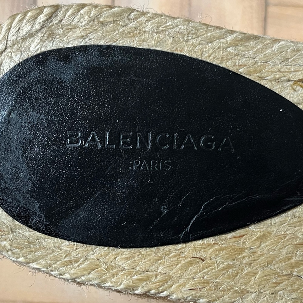 Balenciaga Flat Leather Raffia Platform Sandals - Picture 7 of 11